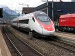 SBB - Triebzug ETR 610 713 bei der durchfahrt im Bahnhof Erstfeld am 01.08.2015