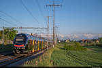 BLS RABe 515 008 mit der SCB Werbung und RABe 515 031 am späten Abend des 04.05.2020 als S1 nach Freiburg unterwegs.