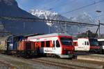 SBB/Region Alps: Ein Stelldichein mit SBB CARGO Tm 98 85 5 232 201-4, RABe 94 85 7525 04-2 und einem RBDe 560 Domino im Bahnhof Martigny am 30. Januar 2018.
Die RABe 525 werden auf den Strecken nach Orsières und Le Châble eingesetzt. Die RBDe 560 verkehren zwishen St.-Gingolph und Brig im Regionalverkehr.
Foto: Walter Ruetsch 