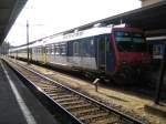 Der RBDe 560 106-7 ''Egnach'' stand am 12.11.05 in Bellinzona, und setzte seine Fahrt als S2 nach Locarno wenig spter fort.