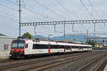 RBDe 560 297-4, auf der S23, wartet beim Bahnhof Rothrist.