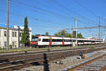 RBDe 560 207-3 durchfährt den Bahnhof Pratteln.