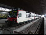 SBB - IR 37 Zürich - Basel mit einem Dominopendel am Schluss der Triebwagen RBDe 4/4  560 295-8 im HB Biela m 18.12.2022