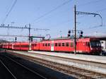 Die BLS-RBDe 566 239 und ABt 939 mit einem B Jumbo (noch mit RM-Beschriftungen, wobei diese beim Triebwagen bereits entfernt worden sind) am 9.