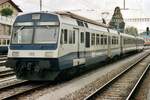 Scanbild von BLS 565 722 in die Originalfarben, vom Bahnsteig 5 in Spiez fotografiert  am 28 Juli 2000.