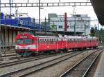 bls - Regio nach Burgdorf mit dem Triebwagen RBDe 4/4 566 220-0 bei der einfahrt in den Bahnhof von Solothurn am 07.06.2009