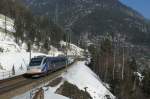 ETR 470 009 befindet sich am 02.03.2013 oberhalb von Wasssen.