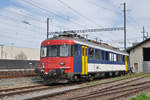 RBe 540 074-2 aus dem Jahre 1965 vom Verein Depot und Schienenfahrzeuge Koblenz steht auf einem Nebengleis beim Bahnhof Sissach.