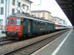 SBB Schulzug m
mit der Prventionskampagne  Sicher fair!  2006 in Aarau Gleis 1. Als Lok diente der RBe 4/4 Nr. 1401. In der zwischen Zeit gibt es die Lok wie das Gebude vom alten Bahnhof Aarau nicht mehr. Infos ber den SBB Schulzug unter www.sbb.ch/schulen.