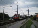 Der RBe 540 038-7 fuhr mit einem fr die Street Parade bentigten Extrazug als Dienstzug in den RBL, Dietikon 13.8.05.