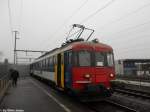 RBe 540 062-7 am 28.3.2011 in Bassersdorf mit dem Jail-Train Steuerwagen St 50 85 89-33 900-3.