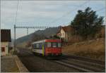 Der RBe 540 010-6 als Regionalzug 4314 Romont - Palèzieux verlässt den alten Bahnhof von Siviriez.