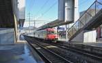 RBe 540 012-2 mit Ersatz IR 2022 bei Durchfahrt in Bern Wankdorf, 22.01.2013.