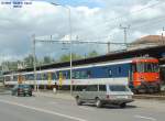 Regionalpendelzug RBe 540 nach Blach am 20.05.2003 im Bahnhof Schaffhausen.