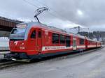 Der Be 4/4 654  L'Aurore  mit dem B 754 und ABt 713 am 29.1.21 im Bahnhof Tavannes.