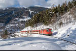 MGB Deh 4/4 I 52  Tujetsch-Sedrun  ist am 13.12.2020 unterwegs mit dem Regio 534 von Visp nach Andermatt und konnte hier im Zahnradabschnitt bei Fiesch aufgenommen werden.