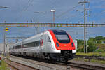 ICN 500 035  Niklaus Riggenbach  durchfährt am 13.06.2022 den Bahnhof Pratteln.