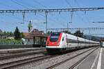 ICN 500 026  Alfred Escher  durchfährt am 30.05.2023 den Bahnhof Rupperswil.