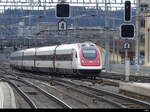 SBB - ICN  94 85 0 500 020-8 bei der einfahrt im Bhf. Winterthur am 11.02.2024