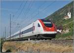 Der SBB RABDe 500 041  William Barbey  ist als IC 5 515 auf dem Weg vom Genfersee zum Bodensee (also von Lausanne nach Rorschach) und passiert bei Kilometer 94.5 bei Ligerz den letzten Einspurabschnitt der Jurafussline. Nicht fehlen auf dem Bild darf nat�rich die bekannte Kirche von Ligerz. 

16. Juli 2026