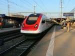 SBB - ICN H.Pestalozzi im Bahnhof von Aarau am 17.04.2011