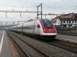 SBB - ICN Annemarie Schwarzenbach bei der durchfahrt im Bahnhof Renens am 11.01.2014