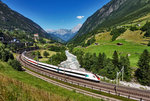 Ein RABDe 500 fährt als ICN 675 (Basel SBB - Lugano) in der Wattinger Kurve den Gotthard hinauf.