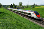 SBB: Der neue SBB Hochgeschwindigkeitszug RABe 501  Giruno  von Stadler Rail war am 24. April 2018 auf einer  Langsamfahrt  zwischen Niederbipp und Wangen an der Aare unterwegs.
Foto: Walter Ruetsch 