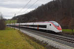 RABe 501 021-6 Giruno fährt Richtung Bahnhof Tecknau. Die Aufnahme stammt vom 23.12.2020.