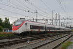 RABe 501 020-8 Giruno durchfährt am 26.05.2025 den Bahnhof Pratteln.