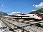 Giruno RABe 501 012 am 25.7.20 beim Bahnhof Frutigen abgestellt.