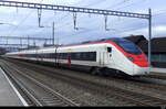 SBB - RABe 501 016 beider durchfahrt im Bhf.