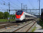 SBB - Triebzug RABe 93 85 0 501 006 unterwegs in Pratteln am 02.05.2025
