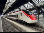 SBB - Triebzug RABe  93 85 0 501 016-6 im HB Zürich am 24.04.2025