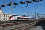 RABe 501 024-0 Giruno durchfährt am 07.03.2025 den Bahnhof Pratteln.