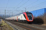 RABe 502 012-3 Twindexx fährt Richtung Bahnhof Itingen. Die Aufnahme stammt vom 24.01.2020.