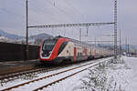 RABDe 502 017-2 Twindexx durchfährt am 12.12.2022 den Bahnhof Gelterkinden.