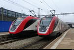 SBB - Triebzüge  502 004 + 502 222 im HB Zürich am 13.12.2025