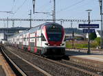 SBB - RABe 511 021-3 als RE nach Olten bei der einfahrt in den Bahnhof Herzogenbuchsee am 13.04.2017