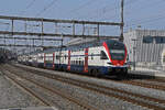 RABe 511 039 KISS durchfährt am 09.03.2026 den Bahnhof Rupperswil.