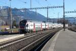 Rheintalexpress(REX)von Chur nach Wil/SG bei der Einfahrt in Sargans.16.12.13