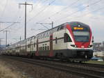 Die SBB RABe 511 021 betrieb am 19.2.17 den RE von Schaffhausen nach Zürich HB. Das Bild entstand dabei um etwa 15.32 Uhr in Eglisau (siehe bei Geopsn.)