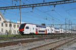 RABe 512 036-0 KISS durchfährt am 07.04.2026 den Bahnhof Pratteln.