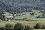 Die S-Bahn Z�rich ist am 17.05.2025 morgens bei Otelfingen unterwegs. 