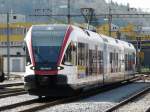 SBB - Einfahrender Triebwagen im Bahnhof Suhr als Regio von Zofingen nach Lenzburg am 09.04.2009