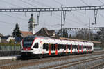 RABe 521 025, auf der S23, wartet am 09.03.2026 beim Bahnhof Rupperswil.
