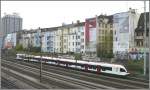 Regio S-Bahn RABe 521 Flirt bei der Einfahrt in Basel SBB.