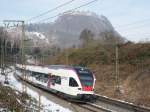 RABe 526 652-3 erreicht als SBB 79821 aus Engen nach Konstanz in Krze Singen am Hohentwiel. 19.02.09