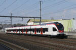 RABe 523 067, auf der S23, f�hrt am 23.03.2026 beim Bahnhof Rothrist ein.