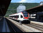 SBB - Triebzug RABe 523 0505 im Bahnhof Biel am 03.07.2022